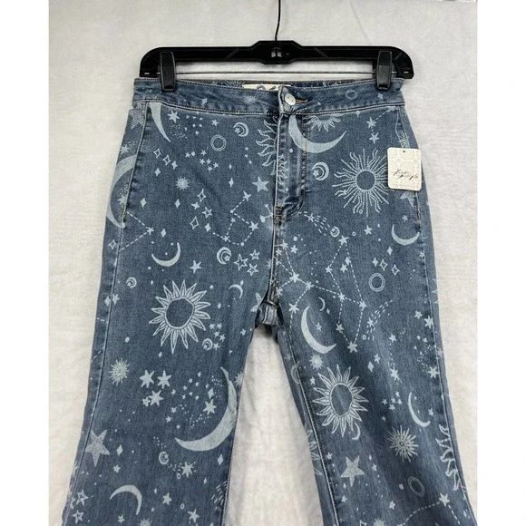 Free People Just Float On Printed Flare High Rise Jeans - Picture 4 of 9